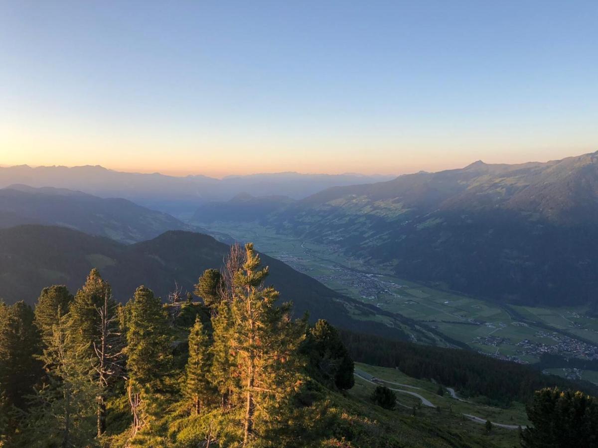 Apartamento Haus Sonnenschein Hart im Zillertal Exterior foto