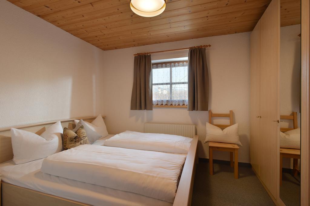 Apartamento Haus Sonnenschein Hart im Zillertal Habitación foto